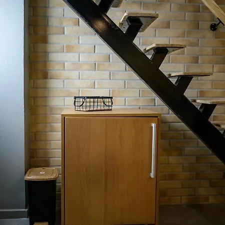 Loft 2 公寓